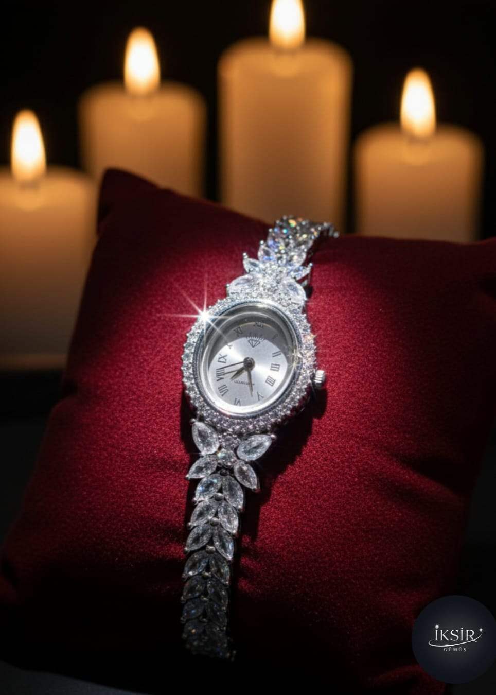 vitrin gorseli gumus takilar koleksiyon